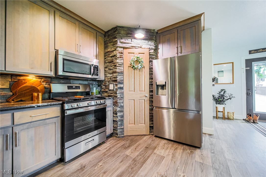 9012 Winesburg Road, Dundee, Ohio image 12
