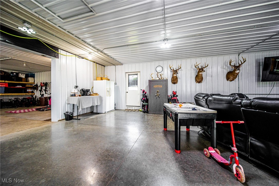 9012 Winesburg Road, Dundee, Ohio image 32
