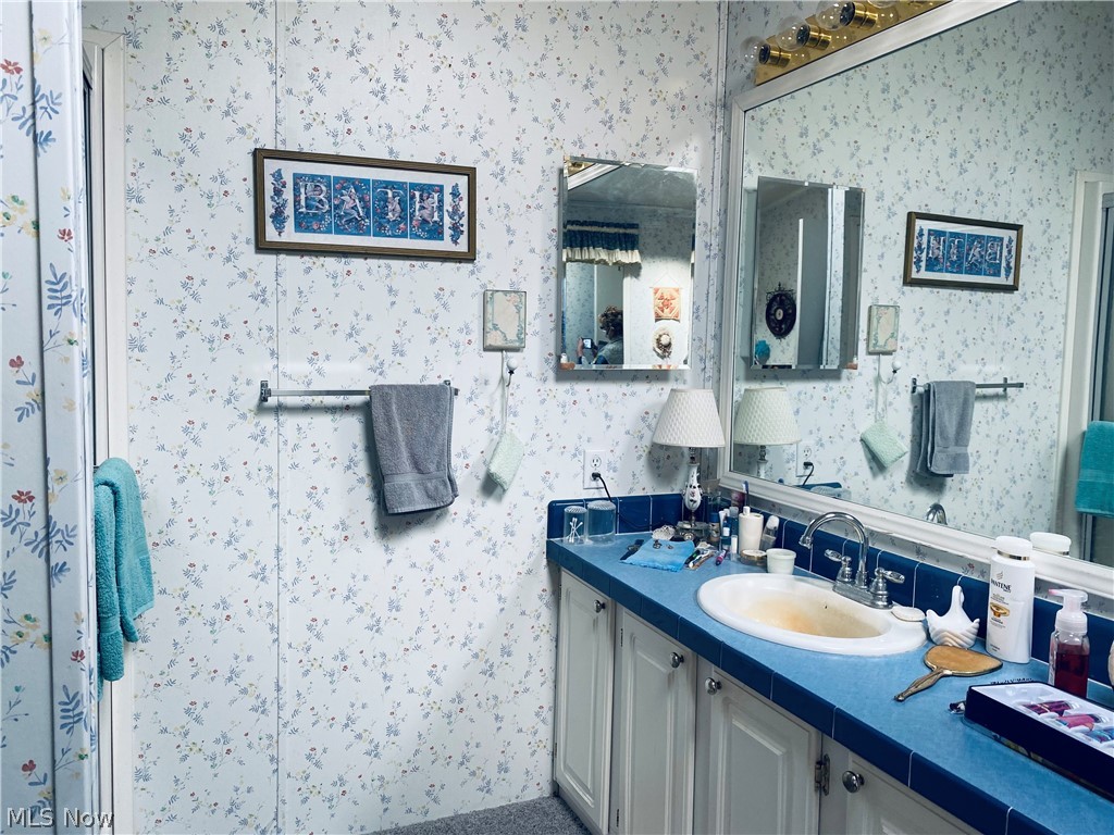 Hh Black Sub - Residential