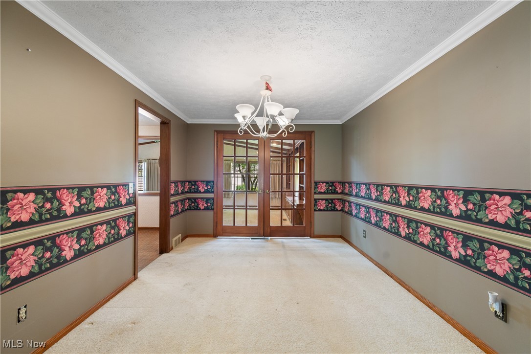 2410 Tanglewood Drive, Massillon, Ohio image 12