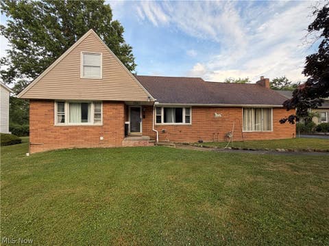 Homes For Sale - 26314 N Woodland Road<br/> Cuyahoga County, Beachwood, OH 44122