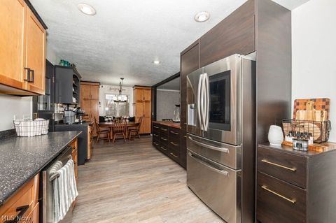 Tiny photo for 16470 Meadowville Street SE, Minerva, OH 44657 (MLS # 5188087)