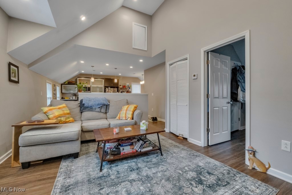 Gordon Square - Residential Income