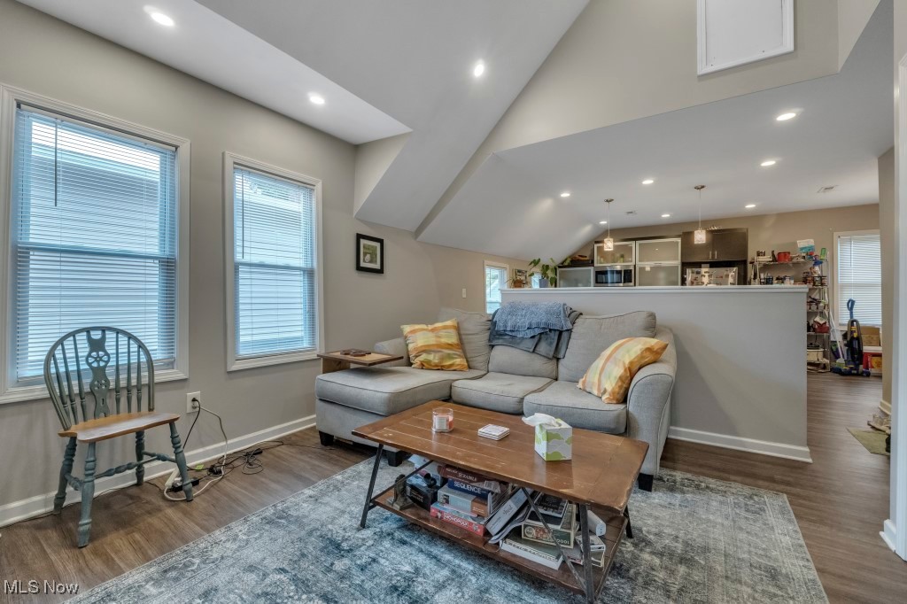 Gordon Square - Residential Income