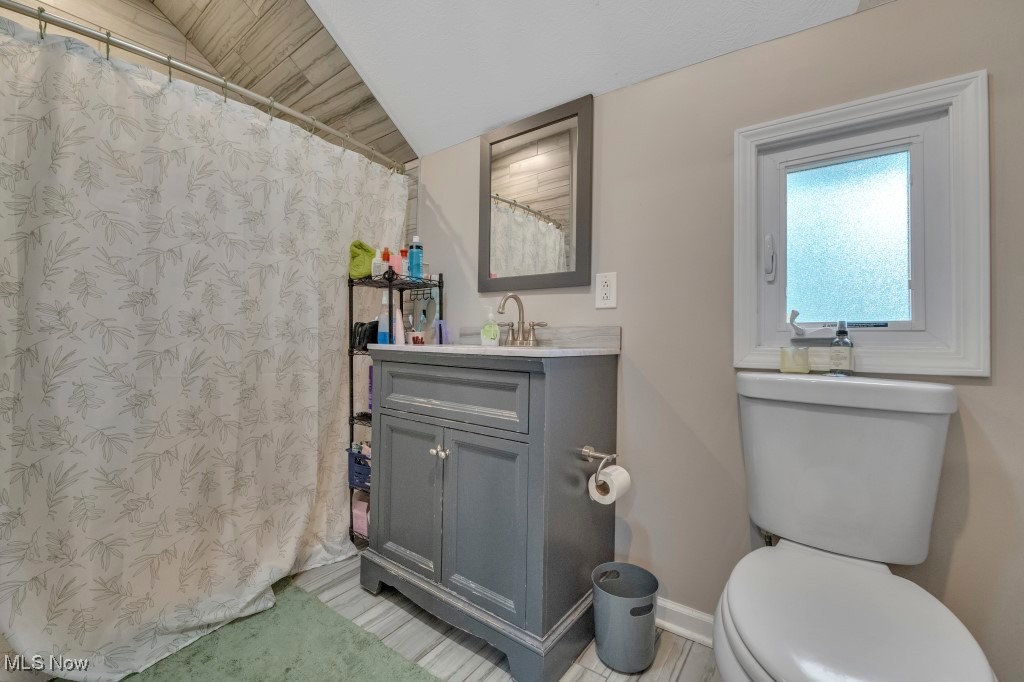 Gordon Square - Residential Income