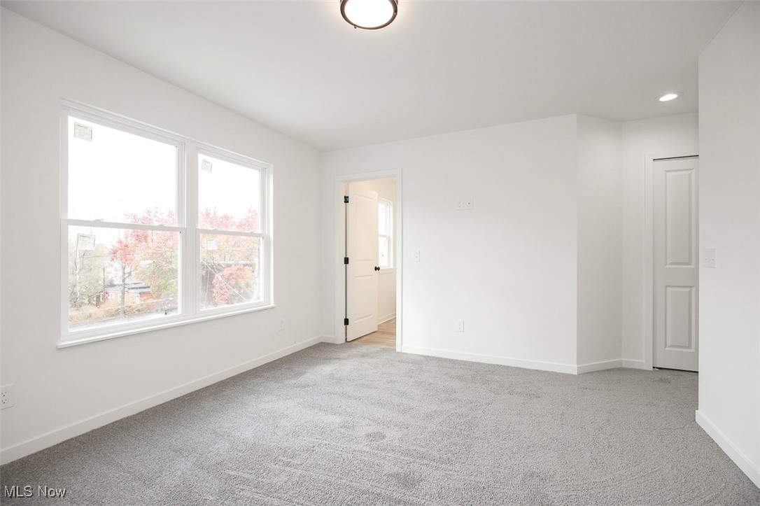 Willobee On The Lake - Residential