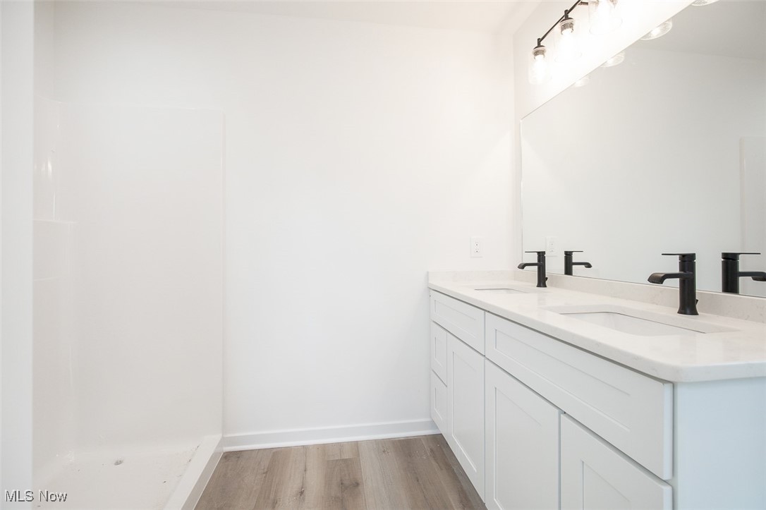 Willobee On The Lake - Residential