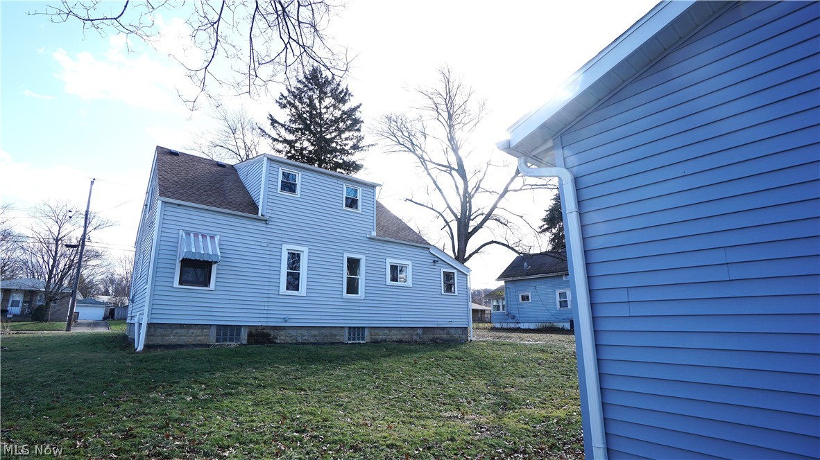 1448 Creighton Avenue