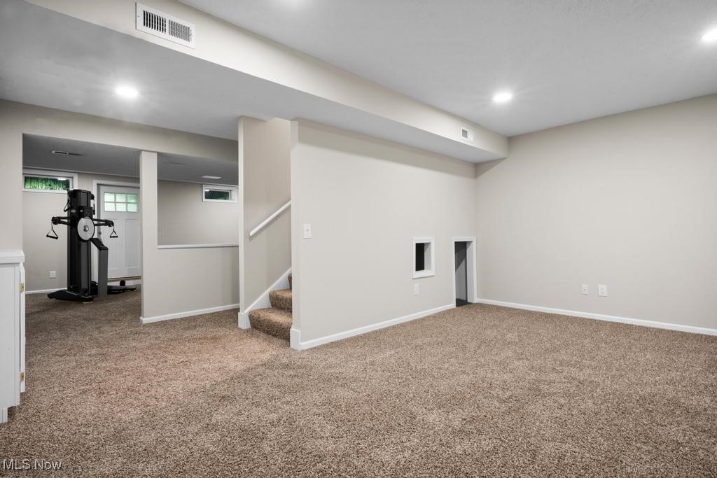 Medina, Ohio 44256, United States, 4 Bedrooms Bedrooms, ,3 BathroomsBathrooms,Residential,Pending,182820