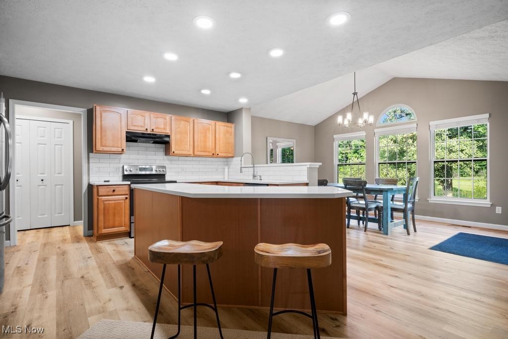 Medina, Ohio 44256, United States, 4 Bedrooms Bedrooms, ,3 BathroomsBathrooms,Residential,Pending,182820