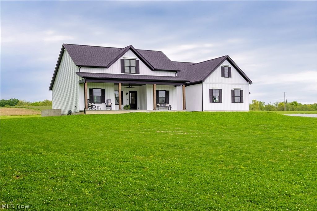 Photo of 5336 Lower Elkton Road, Leetonia, OH 44431 (MLS # 5210720)