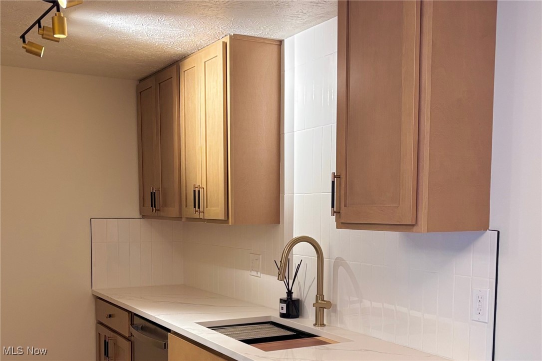 Sunrise Cove Condo #5 - Residential