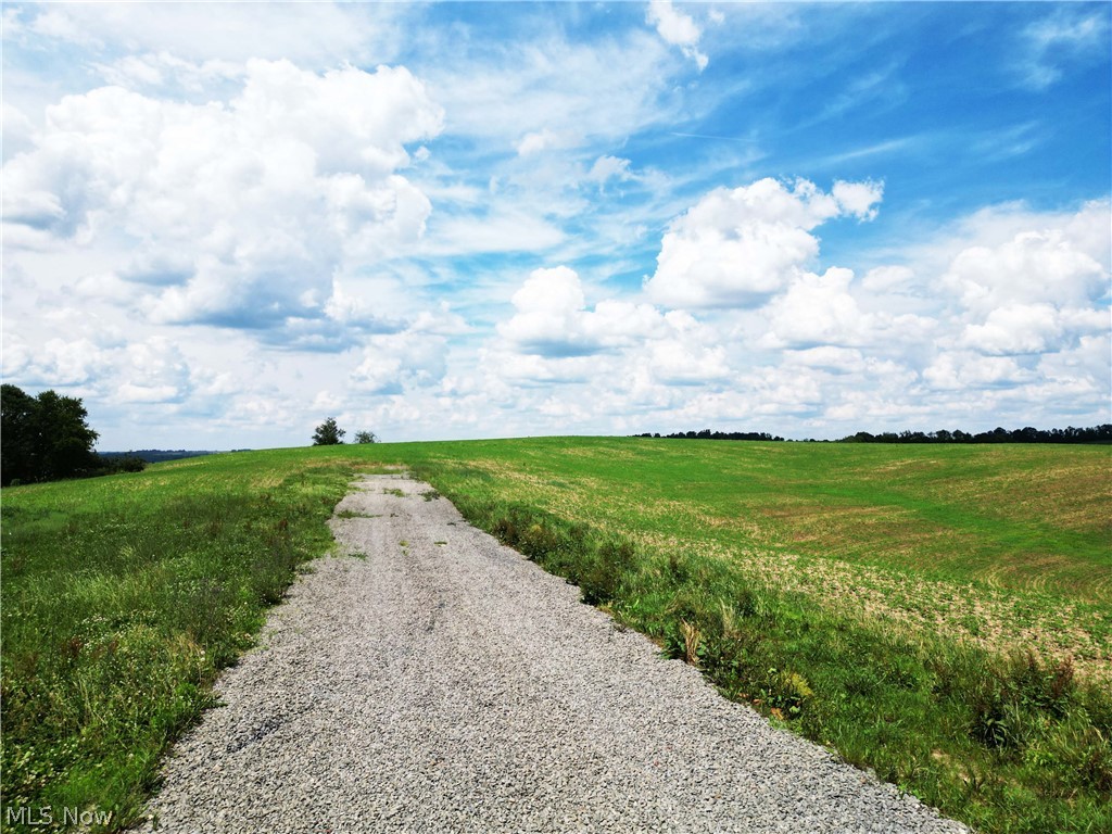 Hilltop Road, Baltic, Ohio image 15