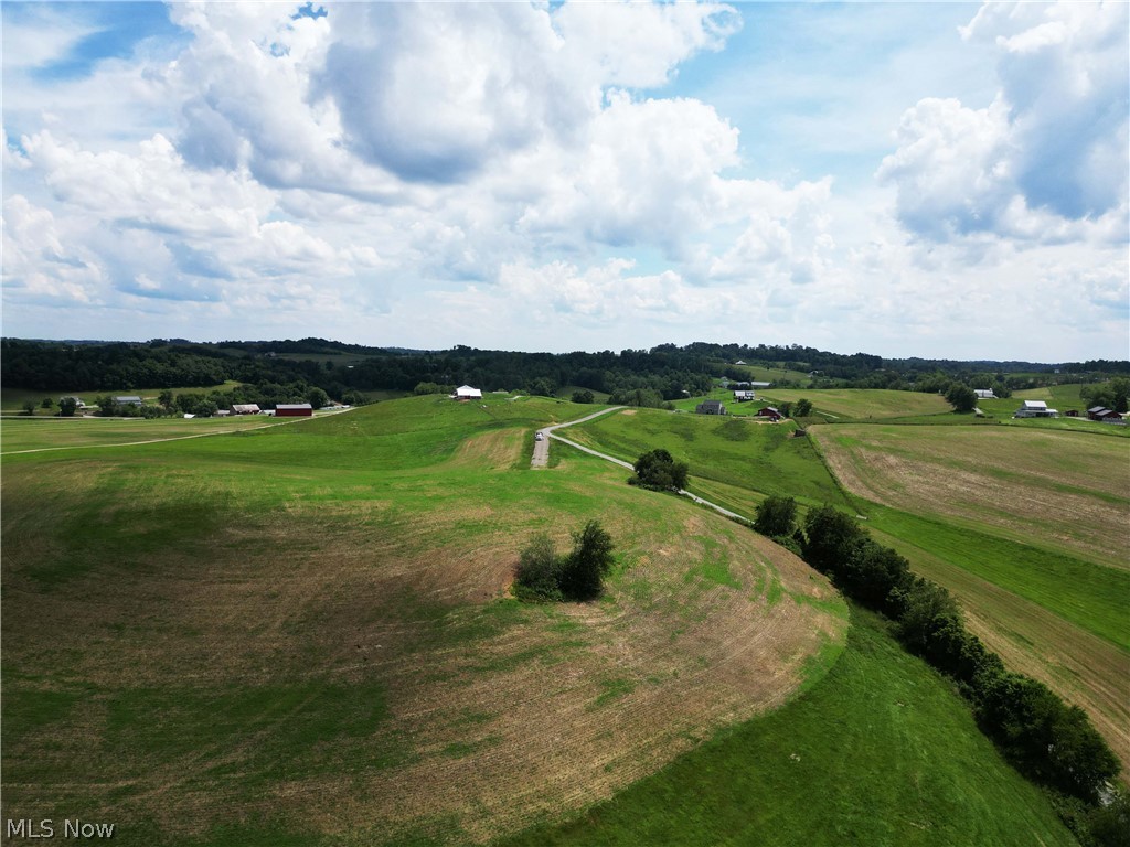 Hilltop Road, Baltic, Ohio image 9