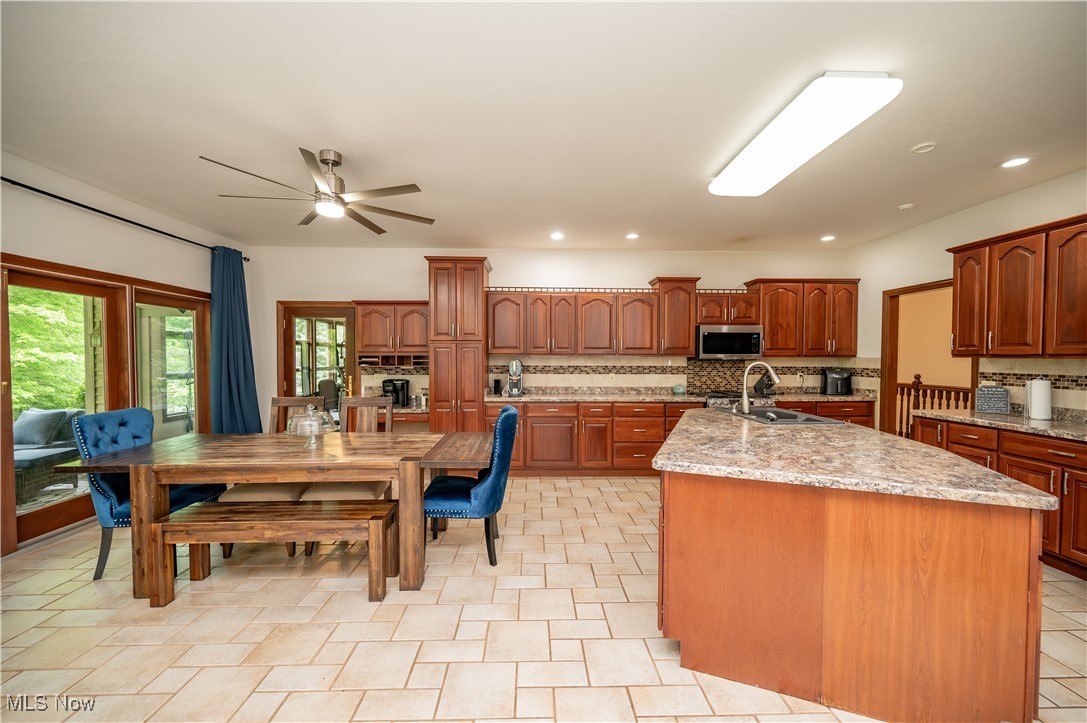 6904 Ruby Court, Austintown, Ohio image 10