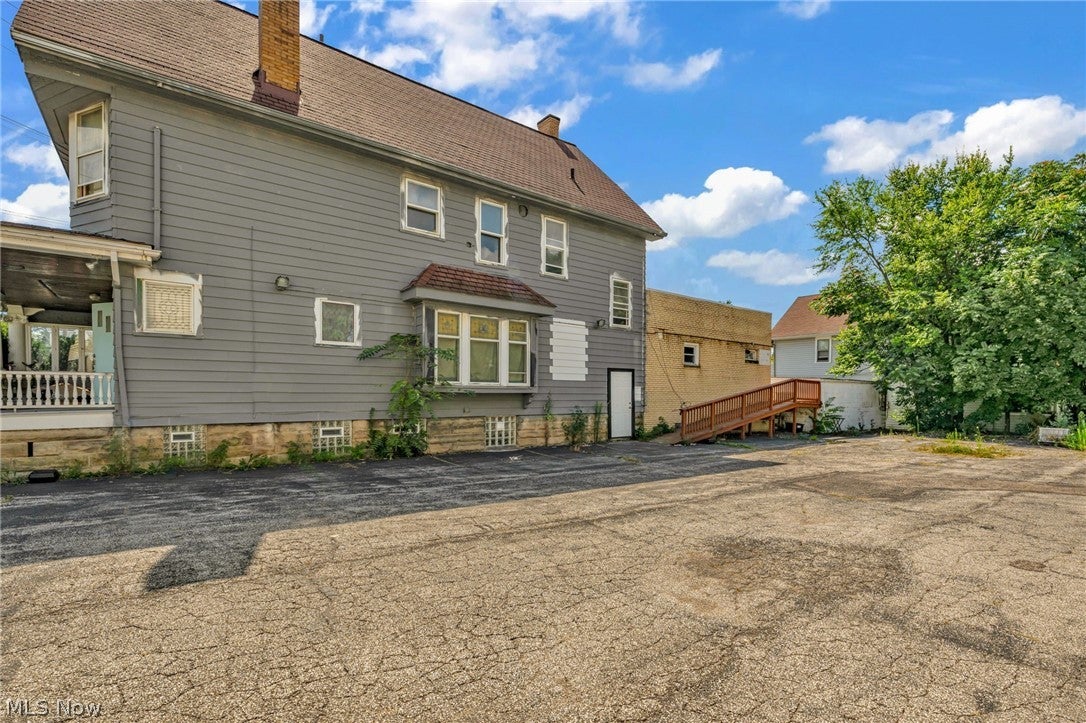 4438 Pearl Road