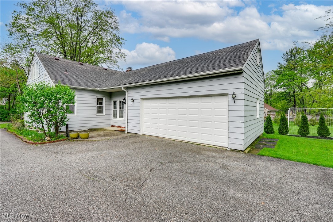 109 Hazelwood Drive