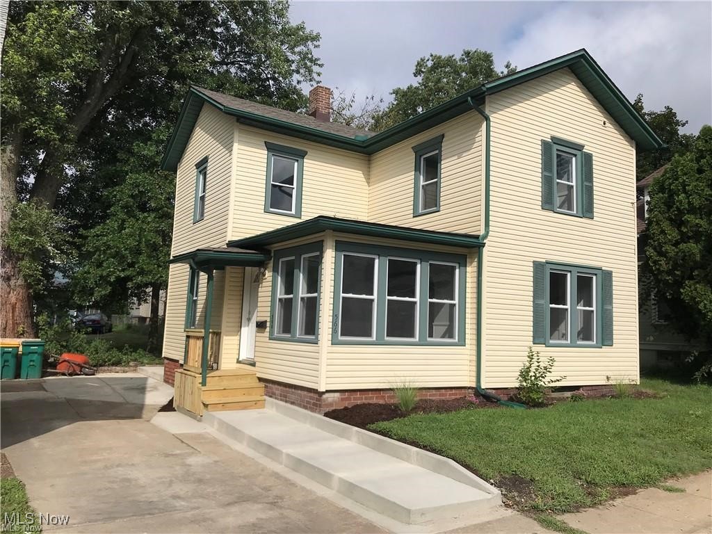 566 N Walnut Street, Wooster, Ohio image 1