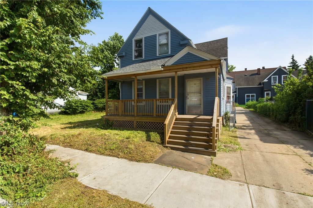 Photo of 5906 Bower Avenue, Cleveland, OH 44127 (MLS # 5217905)