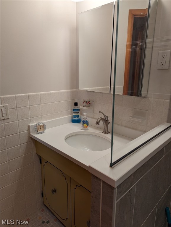 Dawn Cliff 01 - Residential