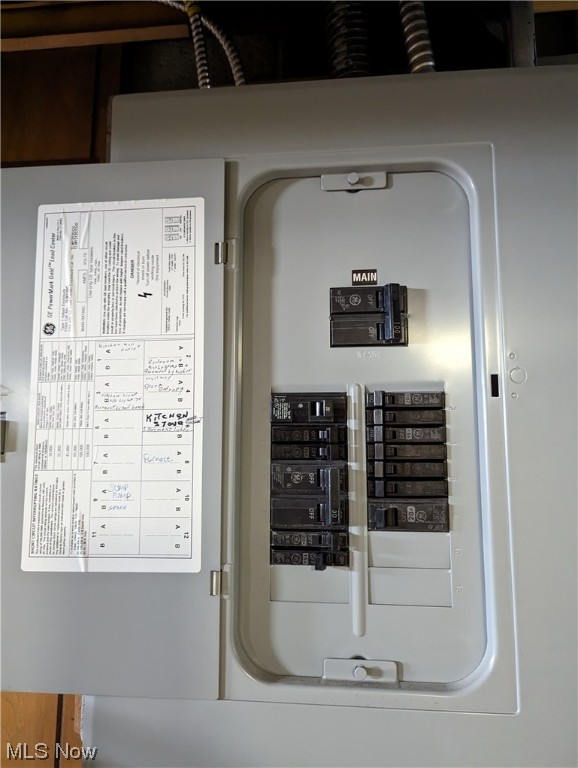 Dawn Cliff 01 - Residential