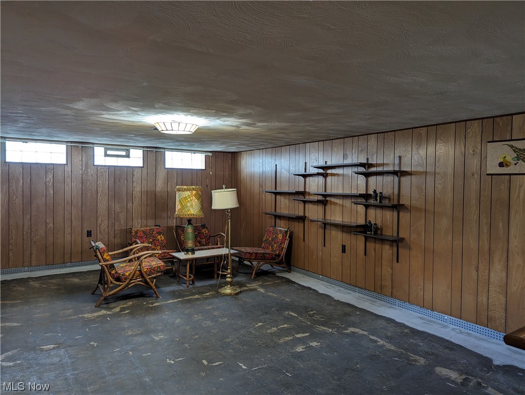 Dawn Cliff 01 - Residential