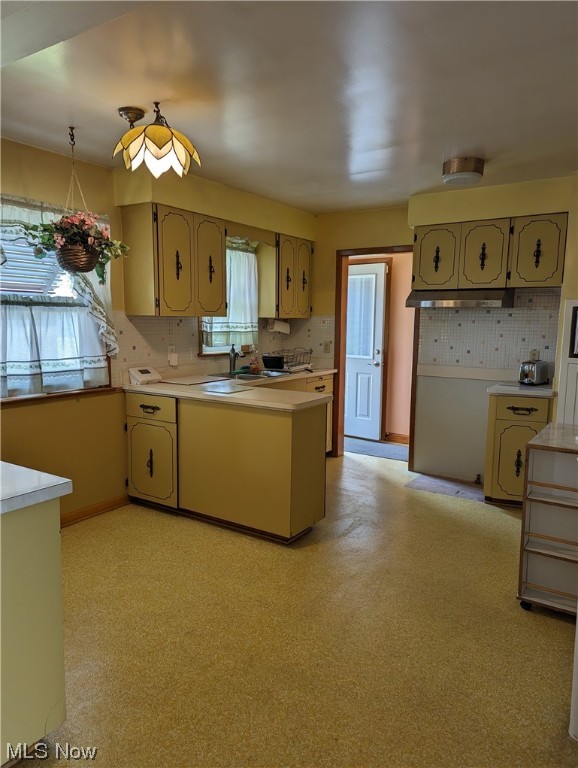 Dawn Cliff 01 - Residential