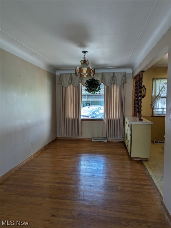 Dawn Cliff 01 - Residential