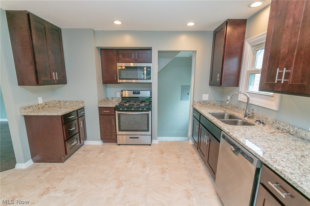 Elworthy-Helwick Cos Aberdeen - Residential