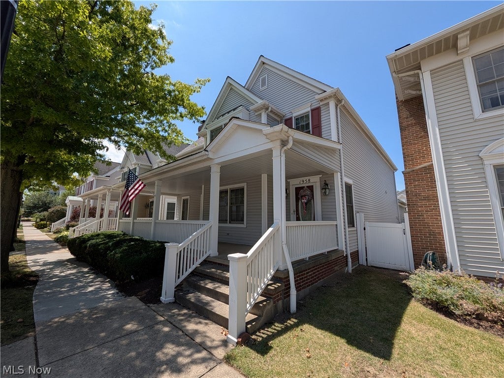 1958 E 84th Street