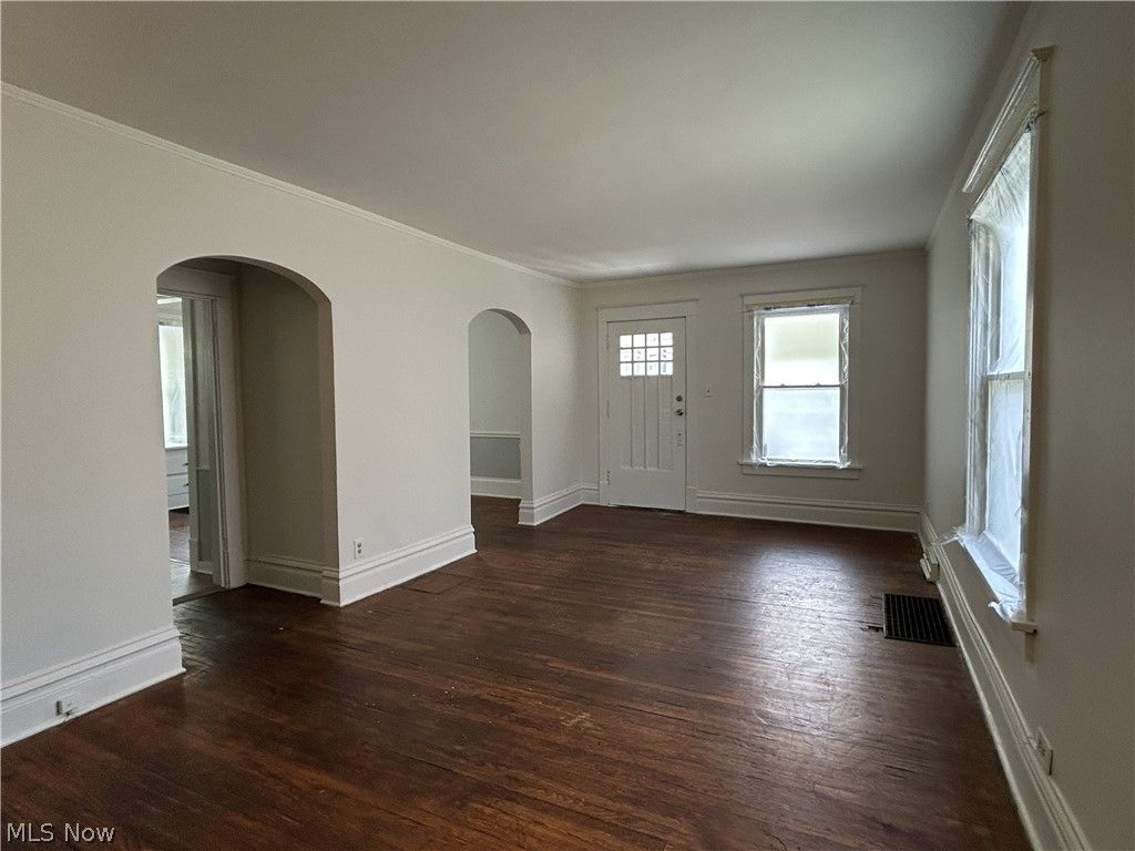 Photo of 495 Delmar Avenue, Akron, OH 44310 (MLS # 5193200)