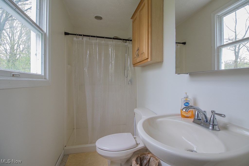 10393 Revere Court, Painesville, Ohio image 24