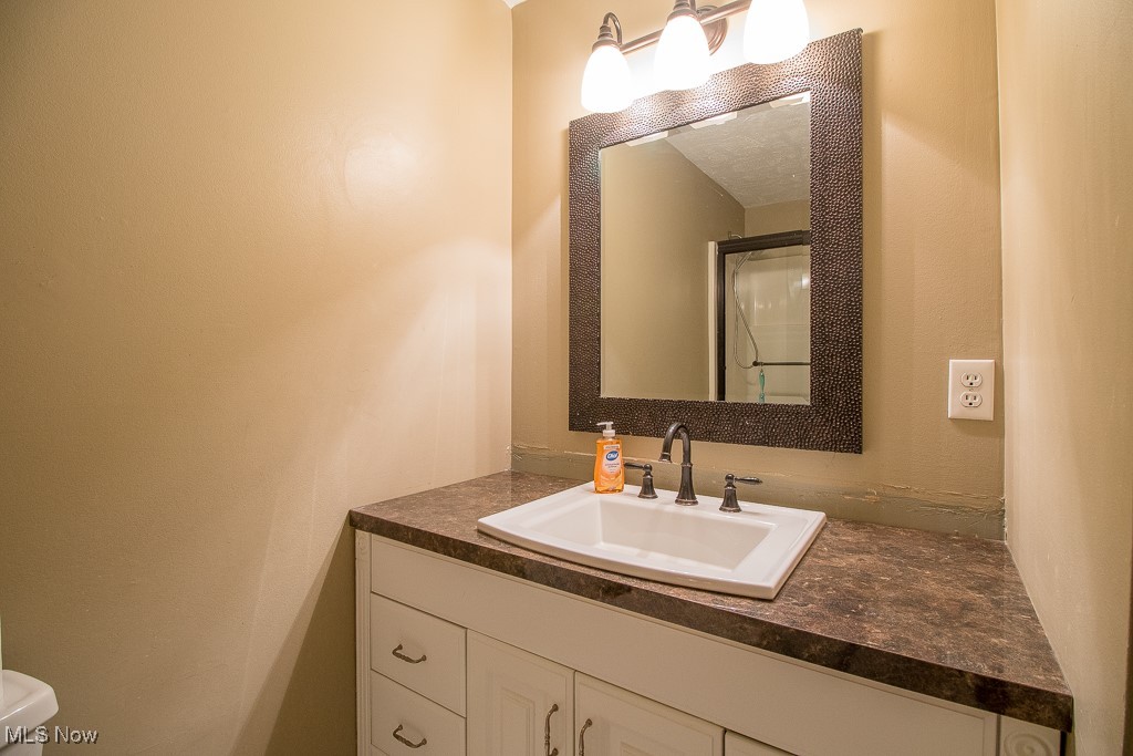 10393 Revere Court, Painesville, Ohio image 28