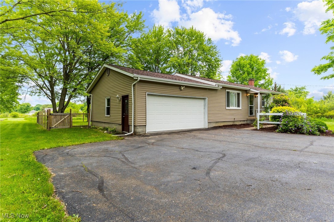 1304 Sodom Hutchings Road, Vienna, Ohio image 39