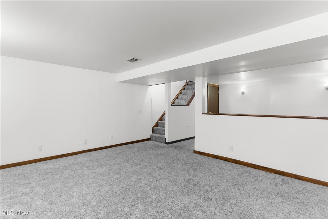 1304 Sodom Hutchings Road, Vienna, Ohio image 20