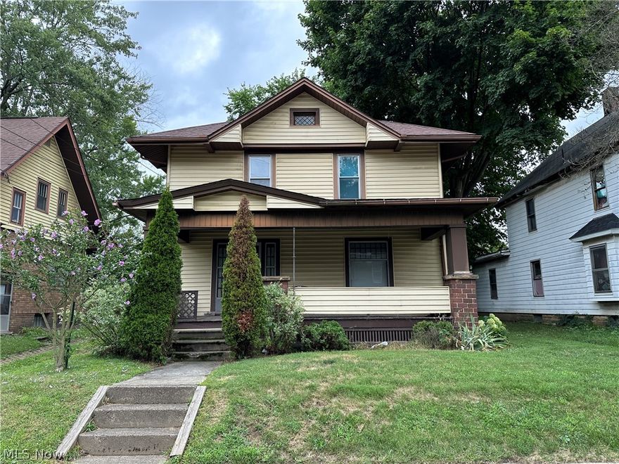 Here is a great opportunity for a income producing property in the heart of Wooster. Property features 2 bedrooms in the downstairs unit. Possibly 3 bedrooms in upstairs unit. Property could be easily converted back to a single family home if desired. Nice sized garage in rear. Call today for a private showing!