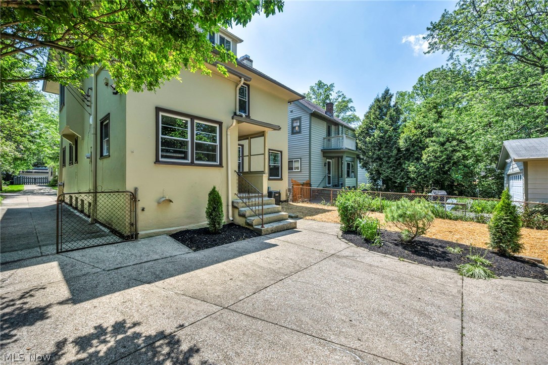 Cleveland Heights Realty Cos Forest - Residential