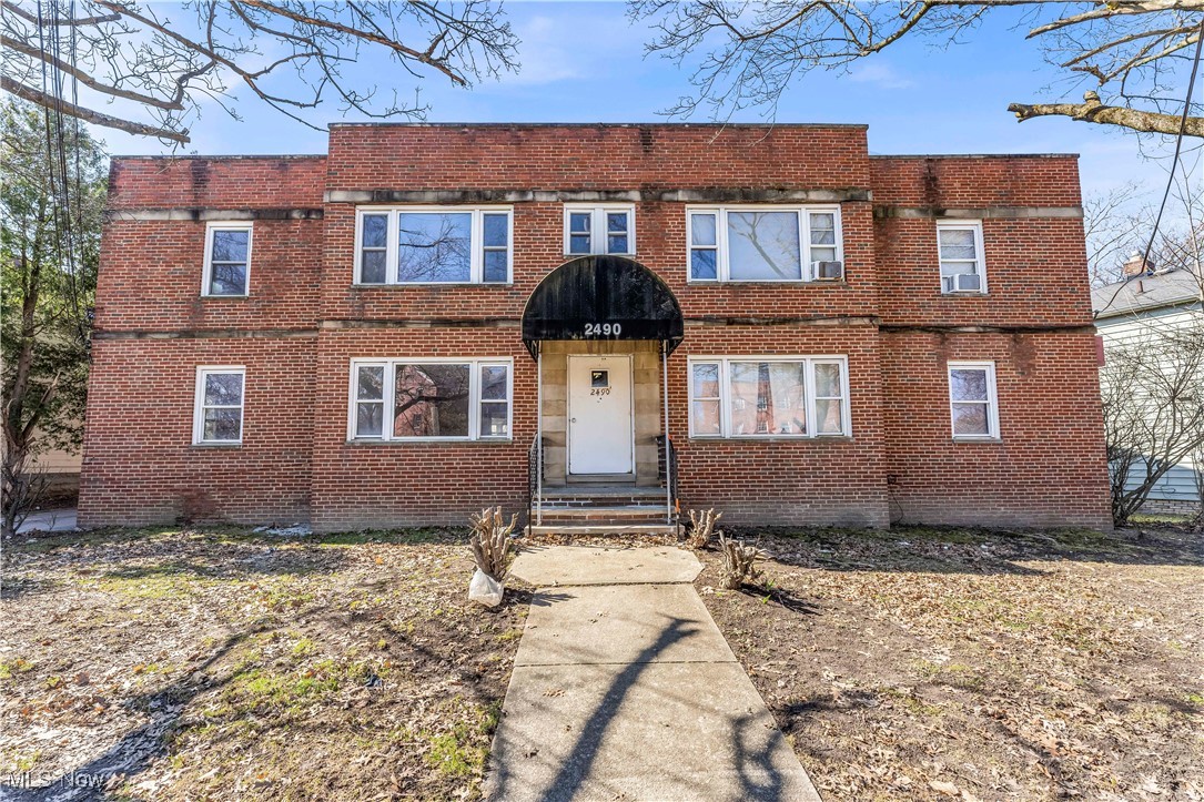 2490 Noble Rd | Apt#1, Cleveland Hts. - Spacious 2 bed 1 bath apartment! //
$ 1150 rent / $ 1150 deposit //
$49 application fee per adult //
1-2 pets OK in this unit. After application pre-approval, a PetScreening is required for any animals to proceed with one of our properties; a PetScreening affidavit is still required if you have no pets. (Some breed restrictions apply per HUD guidelines). //
NO SMOKING //
1 time $149 non-refundable set up fee paid at lease signing //
$40/month required resident benefit package; can include personal property/liability insurance for an additional $5/month for $45/month total. //
** ** CMHA OK - 2 bdrm voucher; must be prepared with reservation fee to hold the property and moving packet. ** ** //
After application Pre-Approval 1 applicant per household application is required to fill out a PetScreening application, before being about to proceed with placing a Reservation Fee for one of our properties. You will receive a pre-approval for your application and in order to proceed, the PetScreening is required. Even if you have NO pets - this application must be filled out. One time, non-refundable pet fee of $200-500 per animal applies to all pets & must be paid before or when you pay your first month rent. (No fee for qualified assistance animals). //
Our application is processed through secure site: Findigs, and they require ID and income verification. Without this, your application will not be processed. They offer 24/7 chat support on their application directly if you have any questions. //
BEDROOMS: 2 //
BATHROOMS: 1 //
APPLIANCES PROVIDED: Fridge, stove, and dishwasher //
UTILITIES / RESIDENT RESPONSIBILITY: Resident pays gas and electric and is responsible for snow removal. //
Serious inquiries only.