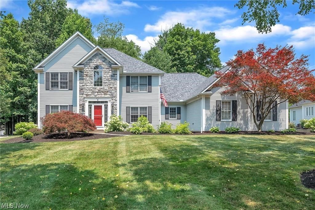 Photo of 971 Chinaberry Circle S, Macedonia, OH 44056 (MLS # 5198645)