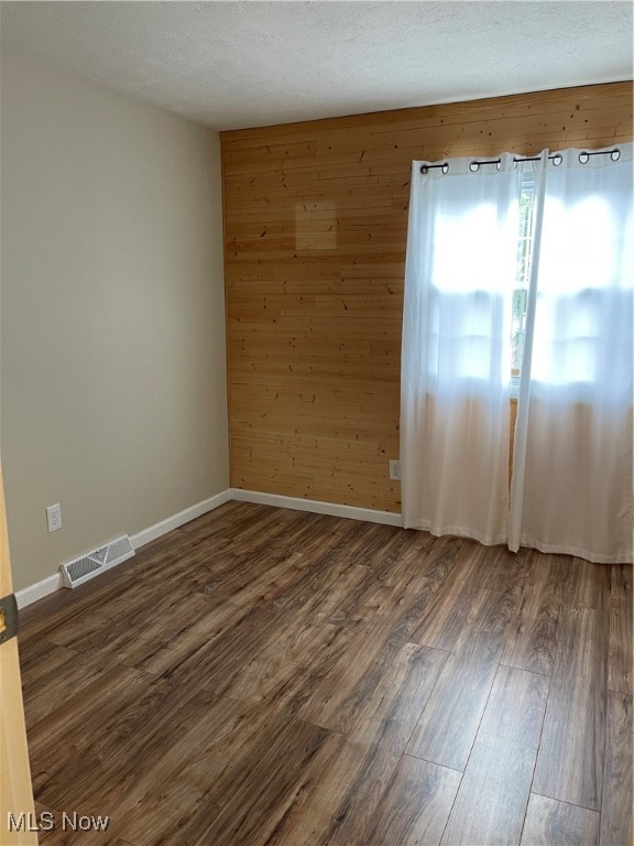 Aurora Shores - Residential