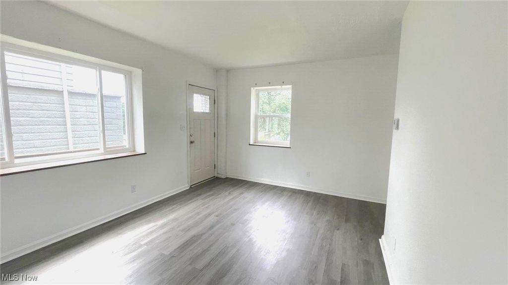 Photo of 2514 Sunset Boulevard #5, Steubenville, OH 43952 (MLS # 5181617)