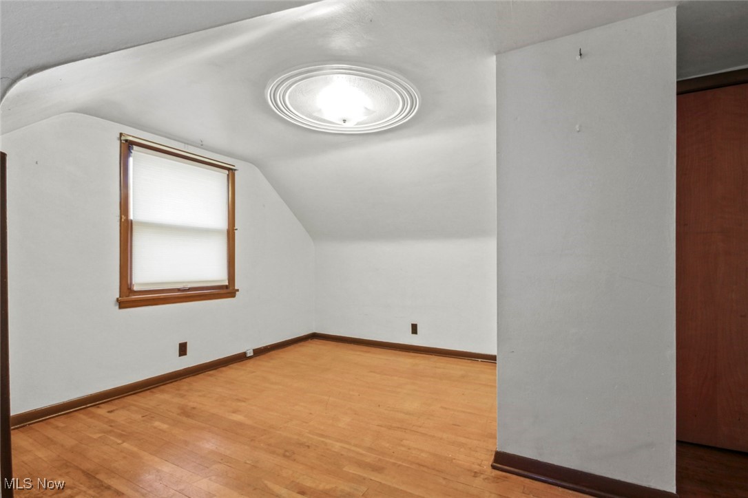 Bancroft Avenue And Extends Ba - Residential