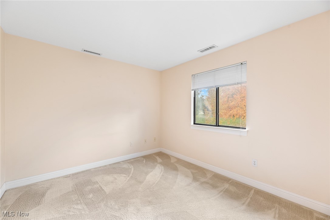 Enclave/Rosemont Rdg Condo Own - Residential