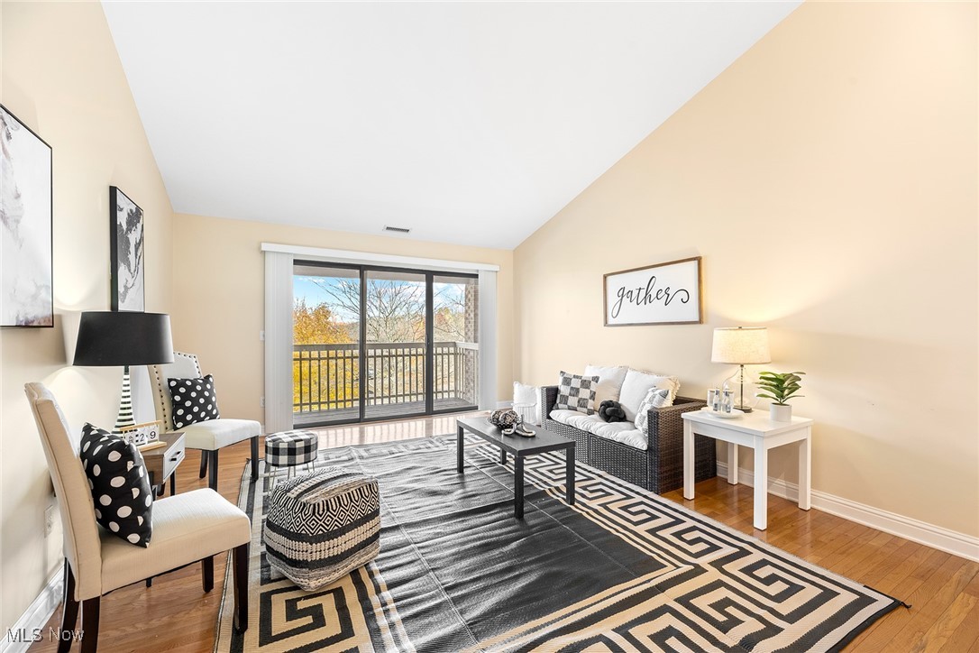 Enclave/Rosemont Rdg Condo Own - Residential