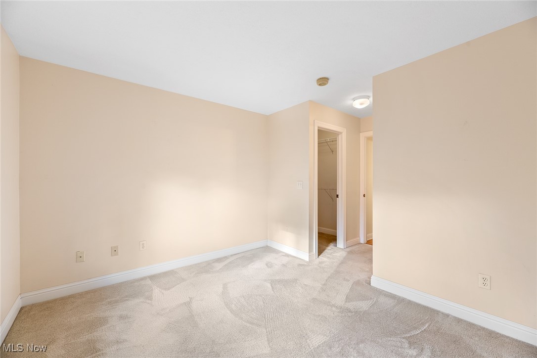 Enclave/Rosemont Rdg Condo Own - Residential