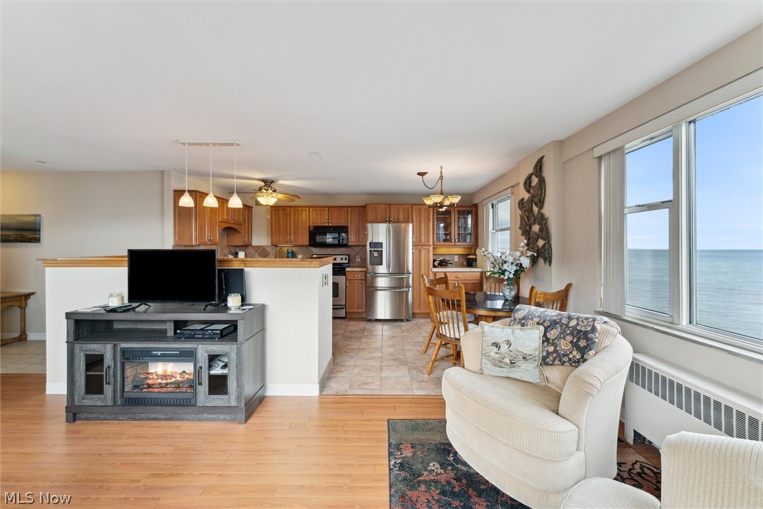 Lake House Condo - Residential