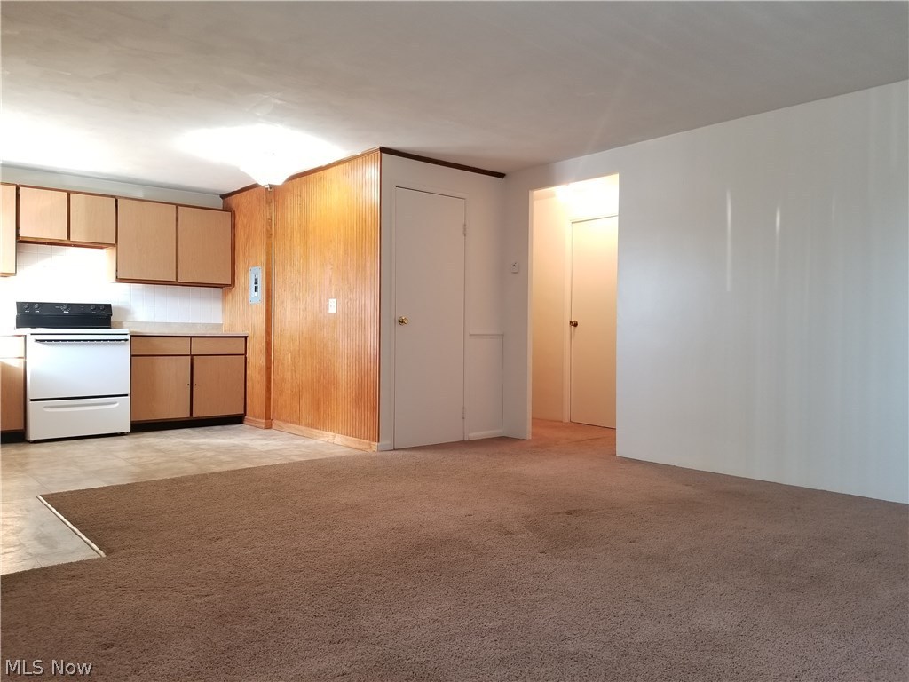 Lancaster Estates - Residential Lease