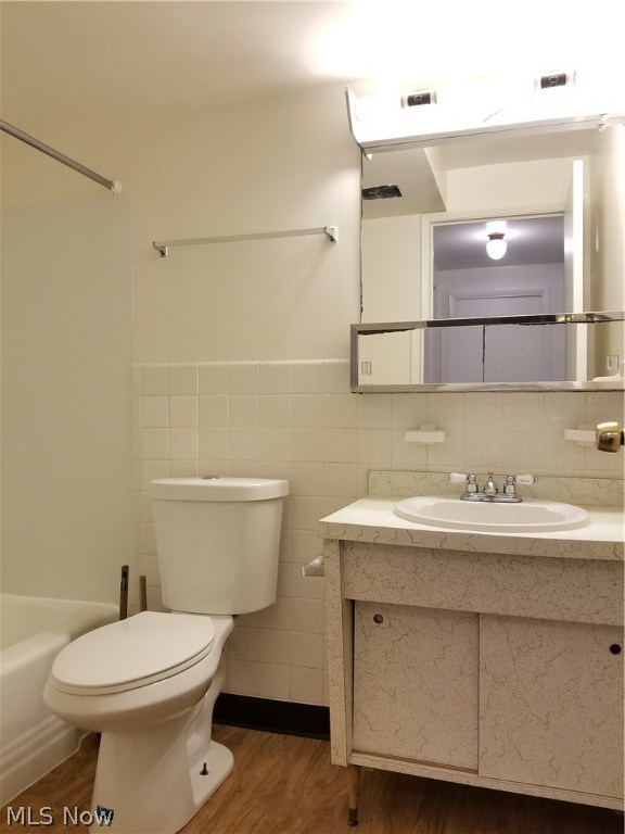 Lancaster Estates - Residential Lease