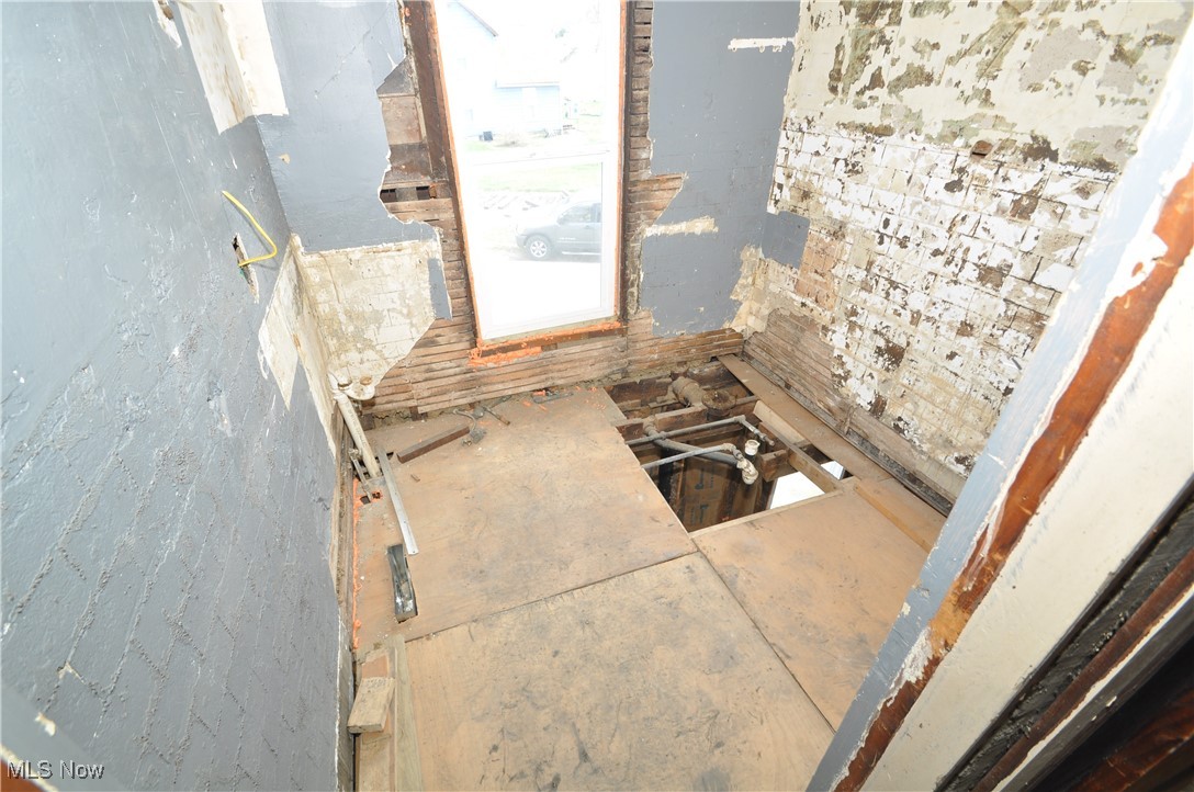 1337 Chestnut Street, Coshocton, Ohio image 36