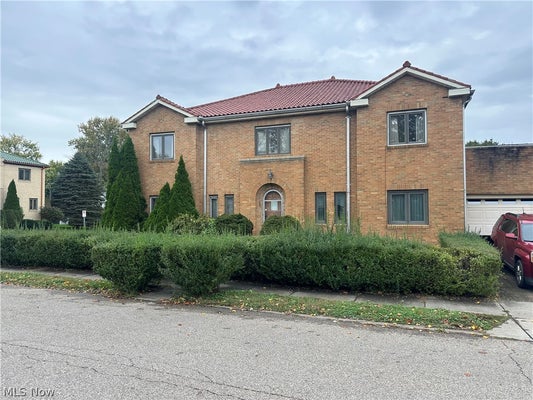 300 N 8TH ST, CAMBRIDGE, OH 43725 - Image ff2120b8d1b682807604d5959a9dfd11/530893612